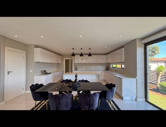 5 BEDROOM HOUSE FOR SALE IN IZINGA